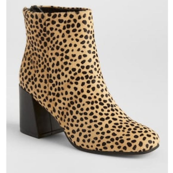 🛍️ Cheetah Calf Hair Short Boots - Picture 2 of 6